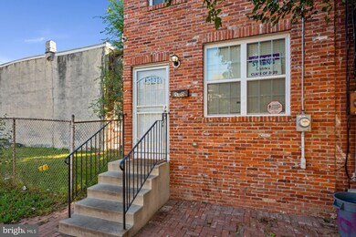 540 S 6th St, Camden, NJ 08103 - photo 4