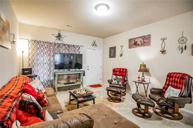 1361 General Fagan Dr, Prairie Grove, AR 72753 - photo 4