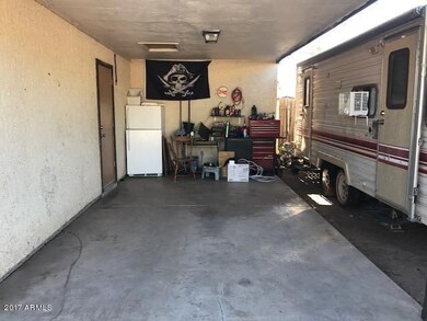 1944 S. APACHE CARPORT