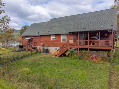 36 Halfway Back Ln, Franklin, NC 28734 - photo 6