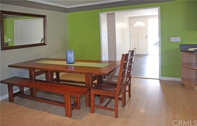 Plenty of room for large dining table in the area 