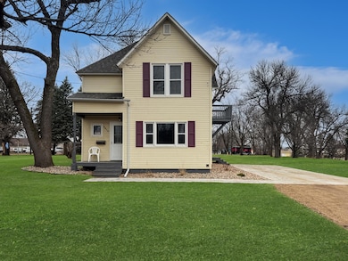 2819 24th St, Slayton, MN 56172 - photo 2