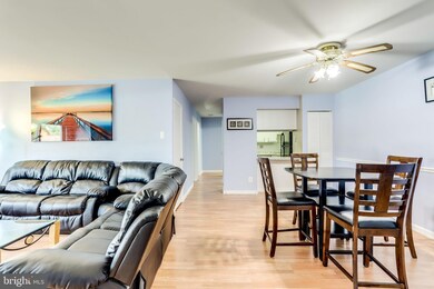 141 N Emory Dr unit 9, Sterling, VA 20164 - photo 7