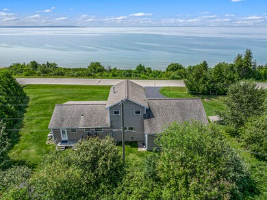 Straits of Mackinac loacation