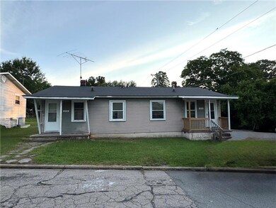 712 Snead St unit A & B, Reidsville, NC 27320 - photo 2