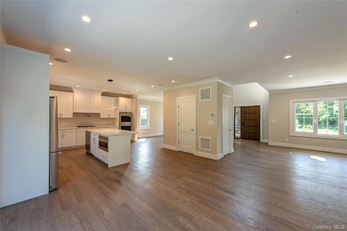 9 E Madison St, East Islip, NY 11730 - photo 7