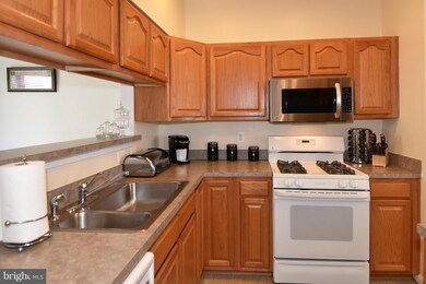 11848 Medway Church Loop, Manassas, VA 20109 - photo 4