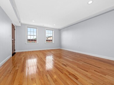 18 Congress Ave unit 4, Chelsea, MA 02150 - photo 2