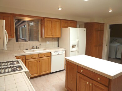 5050 E Timrod St, Tucson, AZ 85711 - photo 3