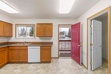 5300 Lake Otis Pkwy unit 5, Anchorage, AK 99507 - photo 6