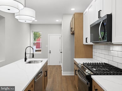 5916 Springfield Ave, Philadelphia, PA 19143 - photo 2