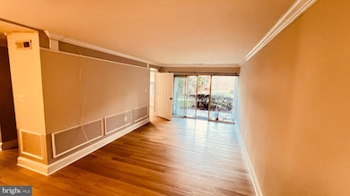 434 Girard St unit T-2, Gaithersburg, MD 20877 - photo 5