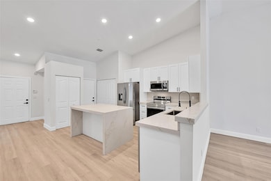 8402 Logia Cir, Boynton Beach, FL 33472 - photo 3