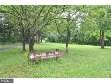 30 Pond View Dr, Plainsboro, NJ 08536 - photo 4