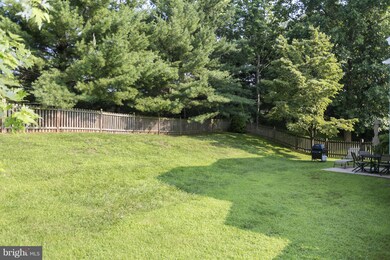 6204 Honeycomb Ct, Sykesville, MD 21784 - photo 4