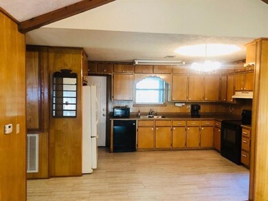 13240 Reeves Cemetary Rd, Old River-Winfree, TX 77535 - photo 3