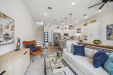 9523 Willow St unit B, Houston, TX 77088 - photo 4