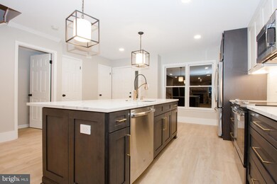 1603 Oak Spring Way, Reston, VA 20190 - photo 5