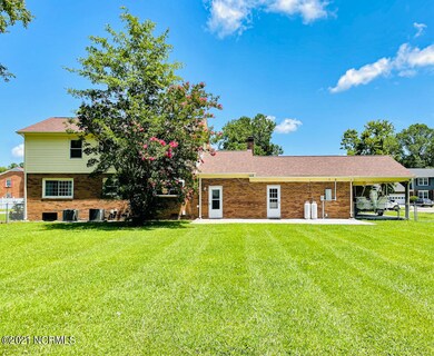 204 Cambridge Ct, Jacksonville, NC 28546 - photo 5