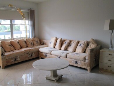 4096 Yarmouth E, Boca Raton, FL 33434 - photo 4