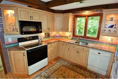 52 Fitch Rd, Lancaster, MA 01523 - photo 2