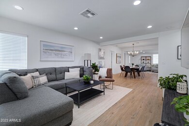 2044 E Granada Rd-5