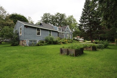 27 Highland Ave, Mechanic Falls, ME 04256 - photo 2