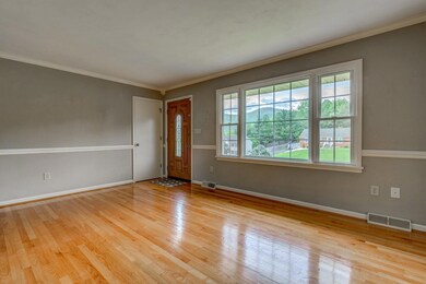 006-310080-5215 Setter Road 06_7635990