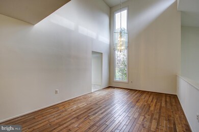 2516 Oakenshield Dr, Potomac, MD 20854 - photo 7