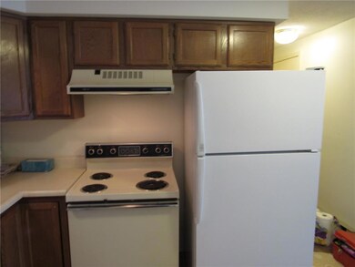 200 Post Rd unit 114, Warwick, RI 02888 - photo 6