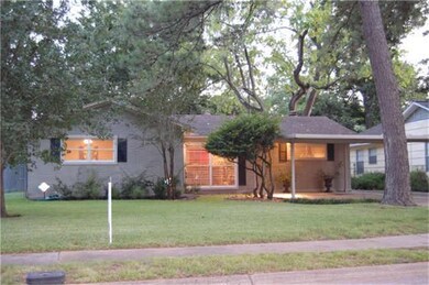 5109 De Lange Ln, Houston, TX 77092 - photo 3