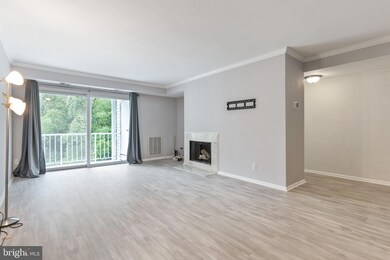 20313 Beaconfield Terrace unit 102, Germantown, MD 20874 - photo 3