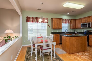 6423 Ridgeview Commons Dr, Charlotte, NC 28269 - photo 7