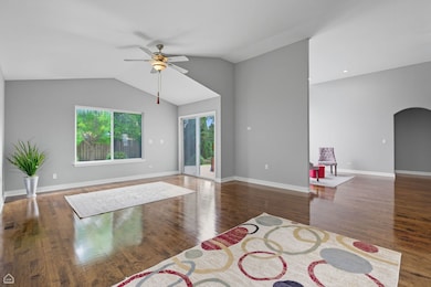 2008 Crooked Tree Ct, McHenry, IL 60050 - photo 6