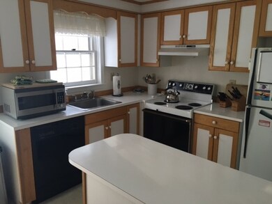 unlisted-address, Londonderry, NH 03053 - photo 6