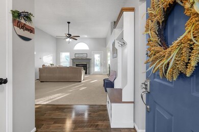 6-web-or-mls-9262-prestwick-green-dr