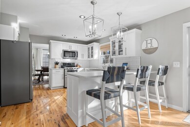 864 Mandrake Dr, Batavia, IL 60510 - photo 2