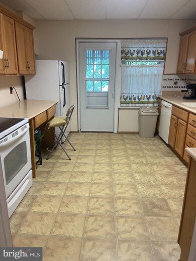 120 S Park Rd, Reading, PA 19610 - photo 7