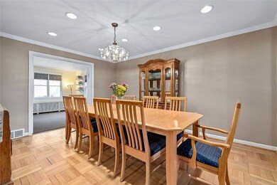 6383 Douglas St, Pittsburgh, PA 15217 - photo 7