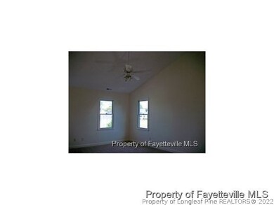 Master-BR w. cath.ceiling