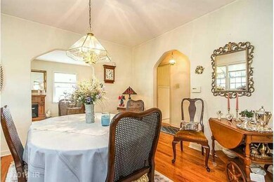 1048 65th St, Windsor Heights, IA 50324 - photo 6