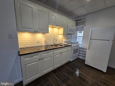 506 Bainbridge St unit 2F, Philadelphia, PA 19147 - photo 4