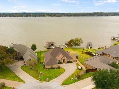 3802 Aqua Vista Ct, Granbury, TX 76049 - photo 2