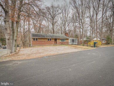 18320 Candice Dr, Triangle, VA 22172 - photo 4