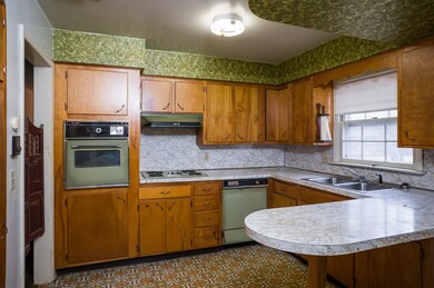 1061 S Dogwood Dr, Harrisonburg, VA 22801 - photo 2