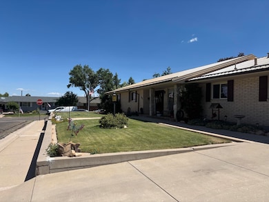 252 E Altamira Dr, Cedar City, UT 84720 - photo 2