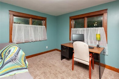 1827 13th St, Des Moines, IA 50314 - photo 5