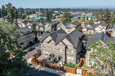 1056 SE Leonel Ln, Bend, OR 97702 - photo 2