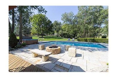 Swimming Pool/Hot Tub/Sauna.