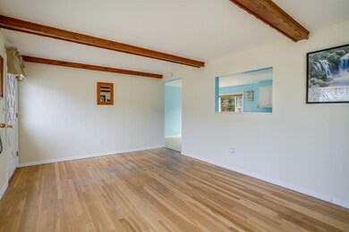 28 Pittsburgh Dr, Nashua, NH 03062 - photo 4